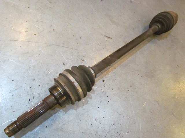2004 Subaru Forester XT Turbo MT Rear RH Passenger Axle Shaft Assy