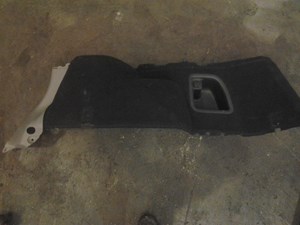 2004 Subaru Forester 2.5XT RH Rear Quarter Trim