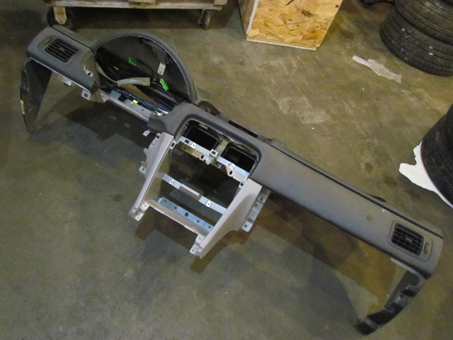 2004 Subaru Forester XT Turbo MT Dash Panel Assy With Wiring