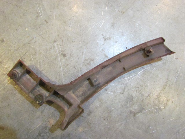 2004 Subaru Forester Rear RH Passenger Quarter Panel Mud Flap Moulding 