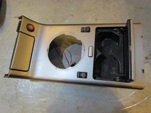 2003 Infinti G35 Coupe Center Console Shifter Surround Cup Holders Assy