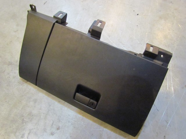 2003 Infiniti G35 Coupe RH Lower Glove Box Assy 68108 AM601