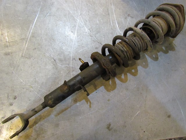 2003 Infiniti G35 Coupe Front RH Passenger Strut Assy