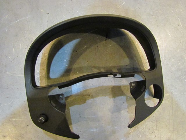 2003 Infiniti G35 Coupe AT Gauge Cluster Bezel Assy 68240 AM601