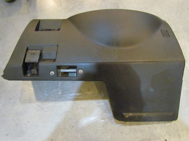 2003 Infiniti G35 Coupe LH Drivers Knee Bolster 68106 AM601