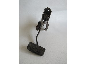 2003 Infiniti G35 Coupe AT Brake Pedal Assy