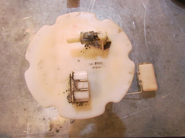 2003 Infiniti G35 Coupe AT Fuel Pump Assy