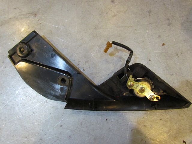 2003 Infiniti G35 Coupe AT RH Passenger Sail Panel W Tweeter