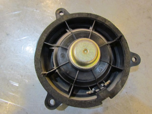 2003 Infiniti G35 Coupe Rear LH Drivers Speaker 28156 AM900