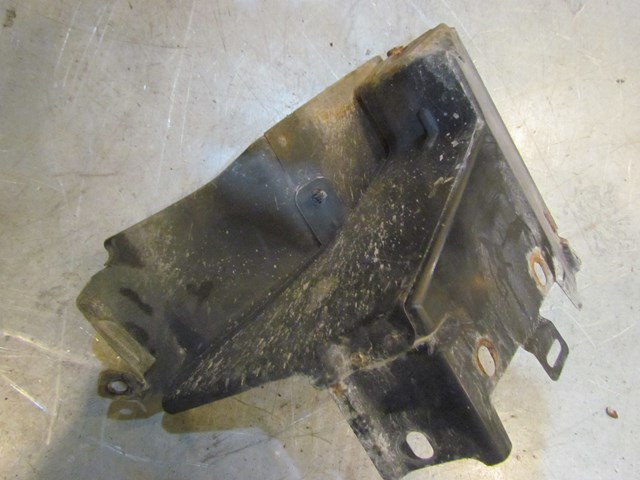 2003 Infiniti g35 Coupe AT Rear LH Drivers Lower Mud Flap Fender Liner