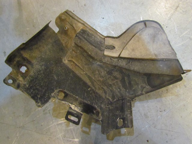 2003 Infiniti g35 Coupe AT Rear LH Drivers Lower Mud Flap Fender Liner
