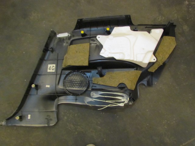 2003 Infiniti G35 Coupe AT Rear LH Drivers Quarter Trim Panel BLK Minor Molding