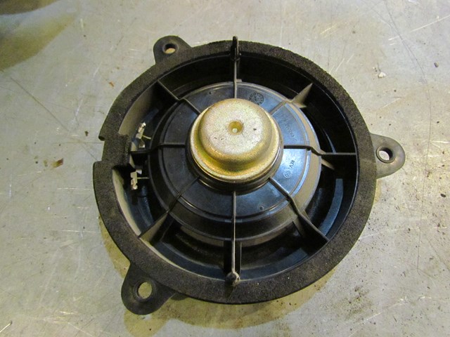 2003 Infiniti G35 Coupe AT Rear RH Passenger Speaker 28156 AM900