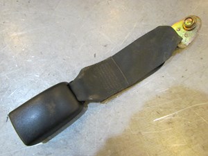 2003 Infiniti G35 Coupe AT Rear Rh Passenger Seat Belt Buckle