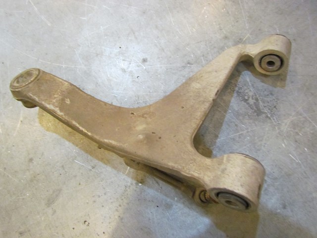 2003 Infiniti G35 Coupe AT Rear RH Passenger Lower Control Arm