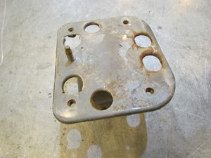 2003 Infinti G35 Coupe AT Rear RH Passenger Bumper Reinforcement Mount