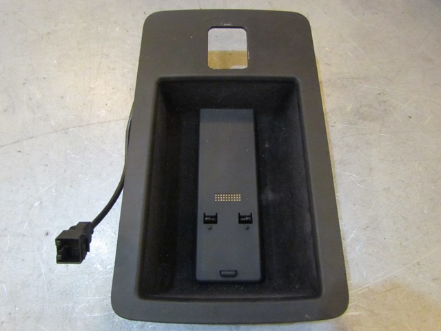 2004 Audi A8L Center Console Tray with Cell Phone Module 4E0 863 075