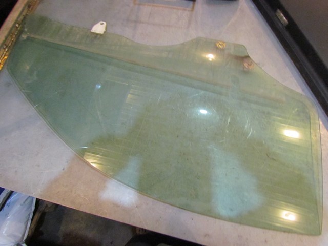 2003 Infiniti G35 Coupe AT RH Passenger Door Glass