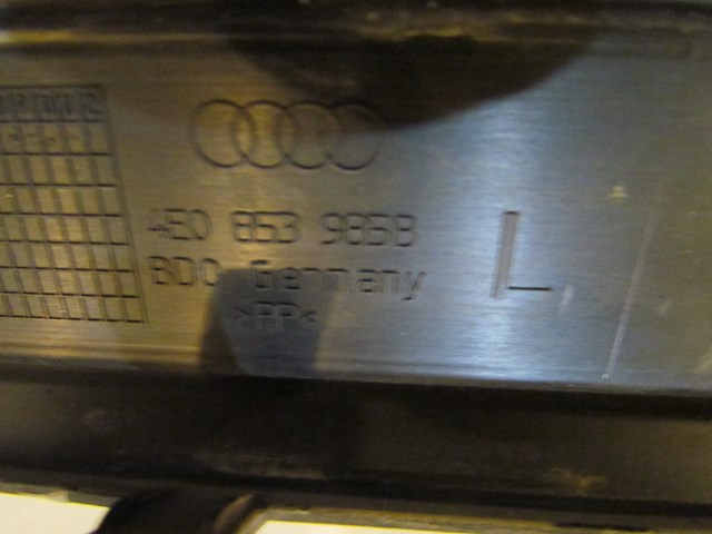 2004 Audi A8L Front LH Drivers Door Sill Kick Plate 4E0 853 985B