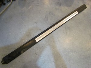 2004 Audi A8L Front LH Drivers Door Sill Kick Plate 4E0 853 985B