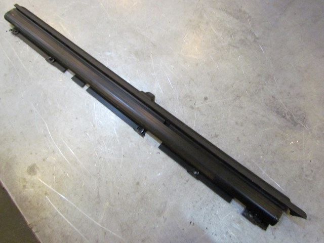 2004 Audi A8L Rear RH Passenger Door Glass Shade Assy