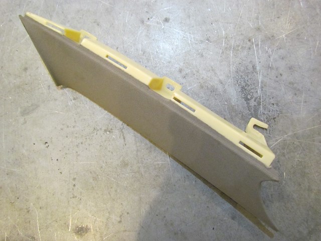 2004 Audi A8L Rear RH Passenger D Pillar Trim Panel 4E0 867 246