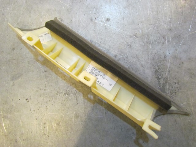 2004 Audi A8L Rear RH Passenger D Pillar Trim Panel 4E0 867 246
