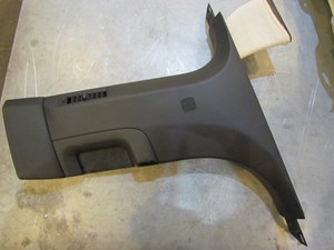 2004 Audi A8L RH Passenger Lower B Pillar Trim With Speaker 4E0 867 064