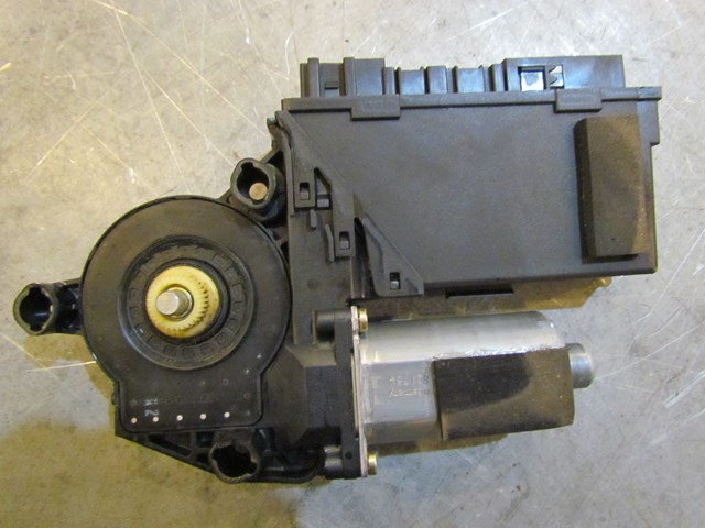 2004 Audi A8L Rear LH Drivers Window Motor Assy 4E0 959 801A