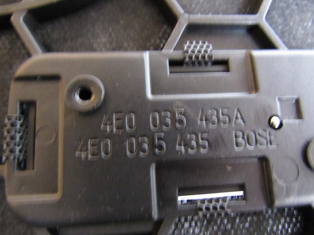 04 05 06 07 08  Audi A8L Rear Deck Speaker Cover 4E0035435A