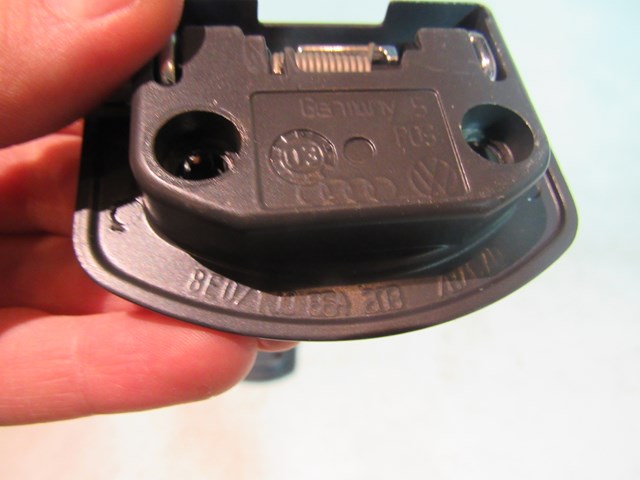 2004  Audi A8L Trunk Tie Down Anchors Set (4)