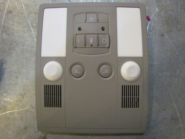 2004 Audi A8L Rear Dome Light Assy 4E0 947 111