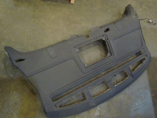 2004 Audi A8L Rear Parcel Shelf