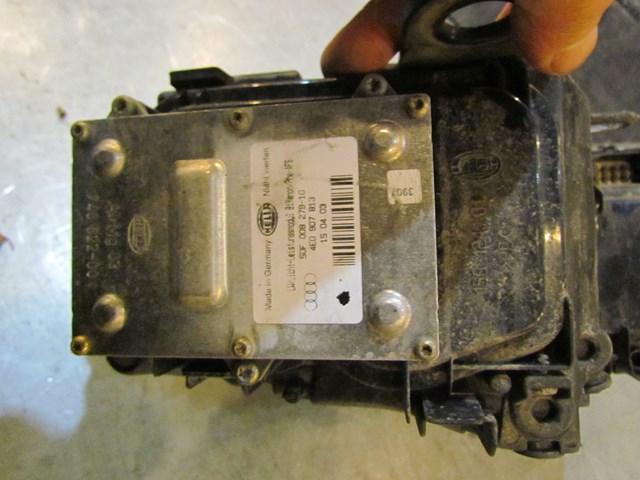 2004 Audi A8L RH Passenger Headlight OEM