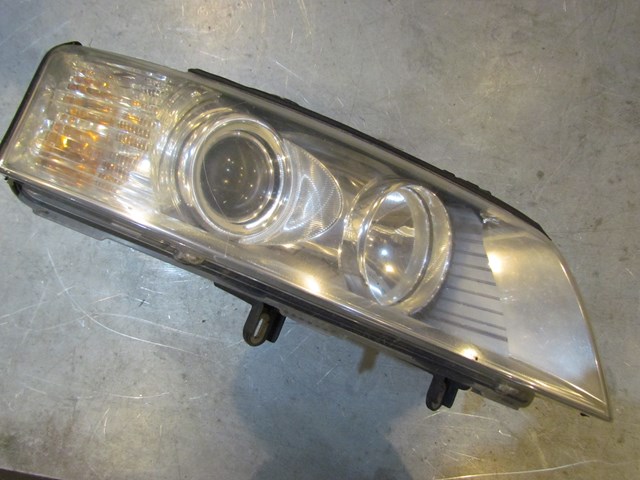 2004 Audi A8L RH Passenger Headlight OEM