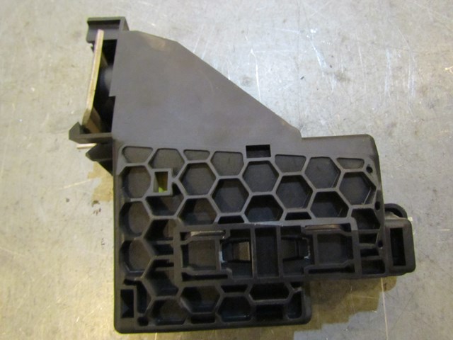 2004 Audi A8L Rear Battery Cable Overload Fuse Bracket Assy 4E0 971 845