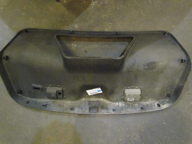 2004 Audi A8L Trunk Lid Moulding 4E0 867 975