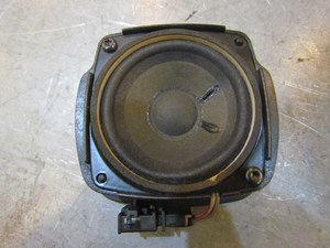 2004 Audi A8L Rear RH Passenger Speaker 4E0 035 411