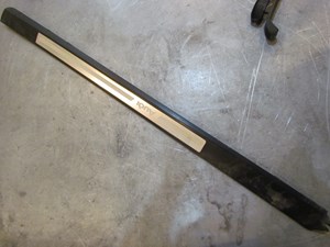 2004 Audi A8L Front RH Passenger Door Sill Kick Plate 4E0 853 986B