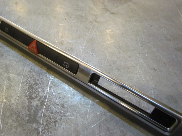 2004 Audi A8L Dash Trim Panel With Switches And Panel 4E1 853 192