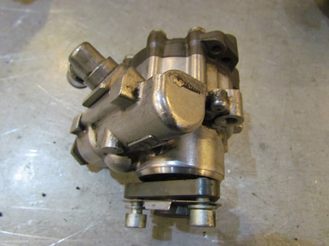 2004 Audi A8L Power Steering Pump Minus Pulley -97 955 116