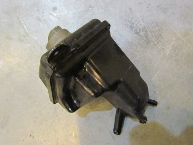 2004 Audi A8L Power Steering Fluid Reservoir 4E0 422 371