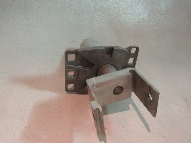 04 05 06 07 08 Audi A8L Front LH Drivers Bumper Reinforcement Mount 4E1807271