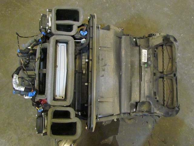 2004 Audi A8L Heater Core Assy 4E0 820 003