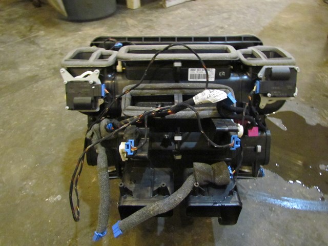 2004 Audi A8L Heater Core Assy 4E0 820 003