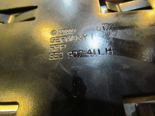 2004 Audi A8L AT Engine ECU With Bracket OEM 4E0907560