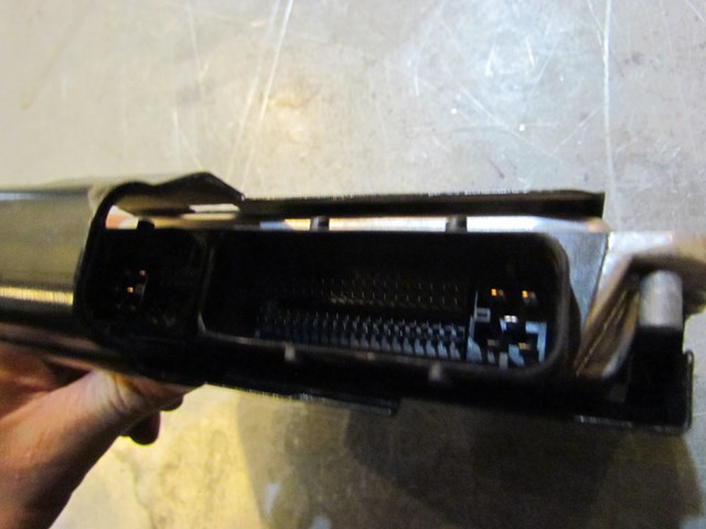 2004 Audi A8L AT Engine ECU With Bracket OEM 4E0907560