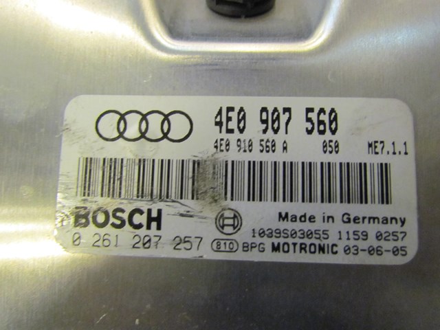 2004 Audi A8L AT Engine ECU With Bracket OEM 4E0907560