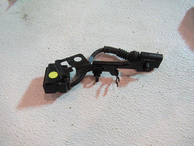 2004 Audi A8L Front RH Passenger Acceleration Sensor For Suspension 4E0 907 651 