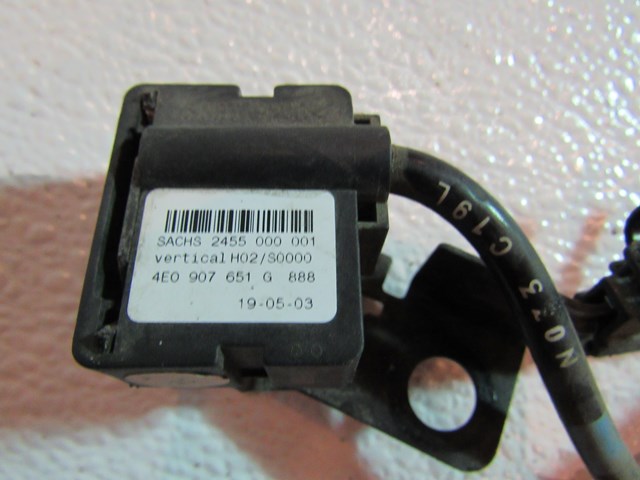 2004 Audi A8L Front RH Passenger Acceleration Sensor For Suspension 4E0 907 651 
